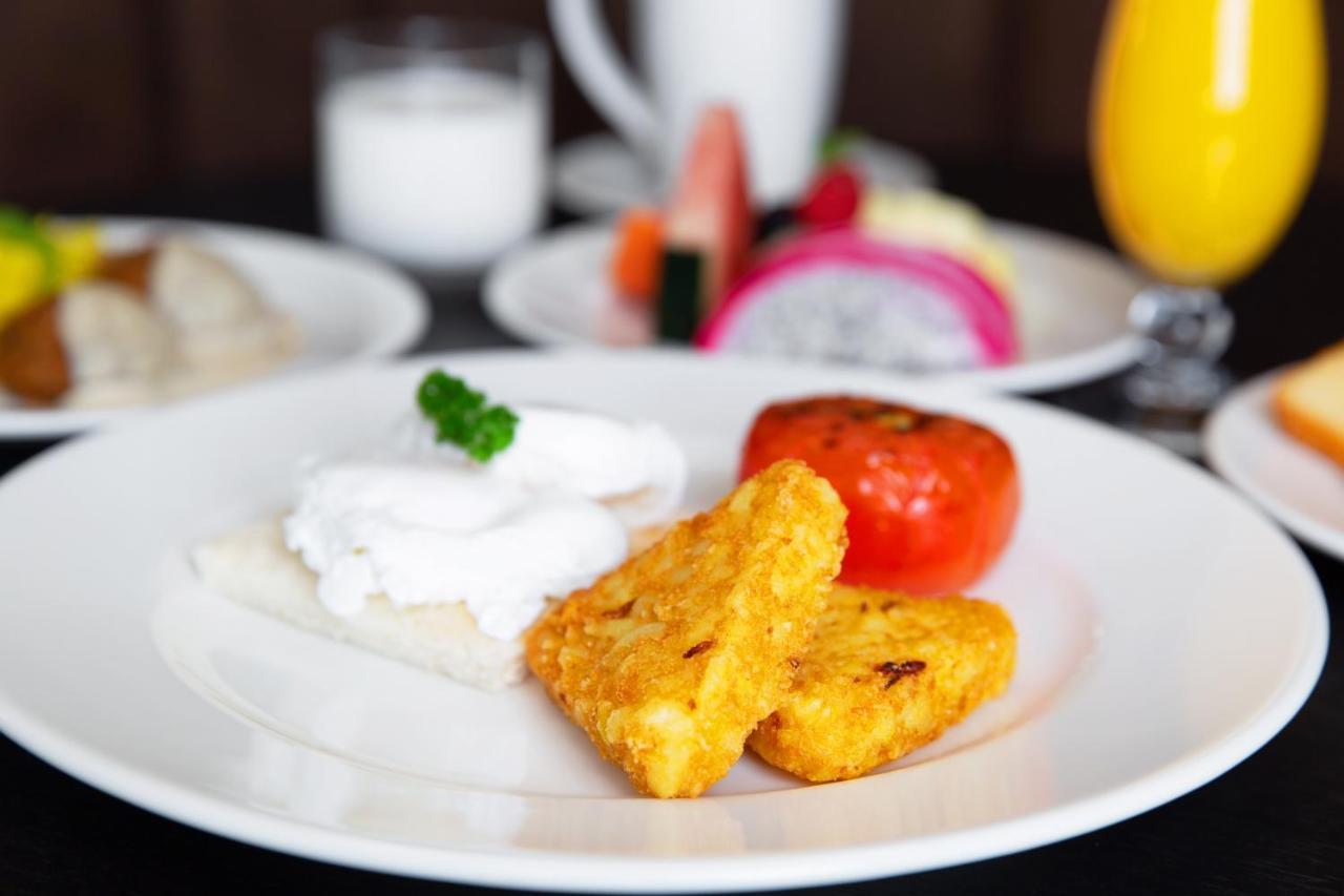Premier Inn Doha Airport Екстериор снимка